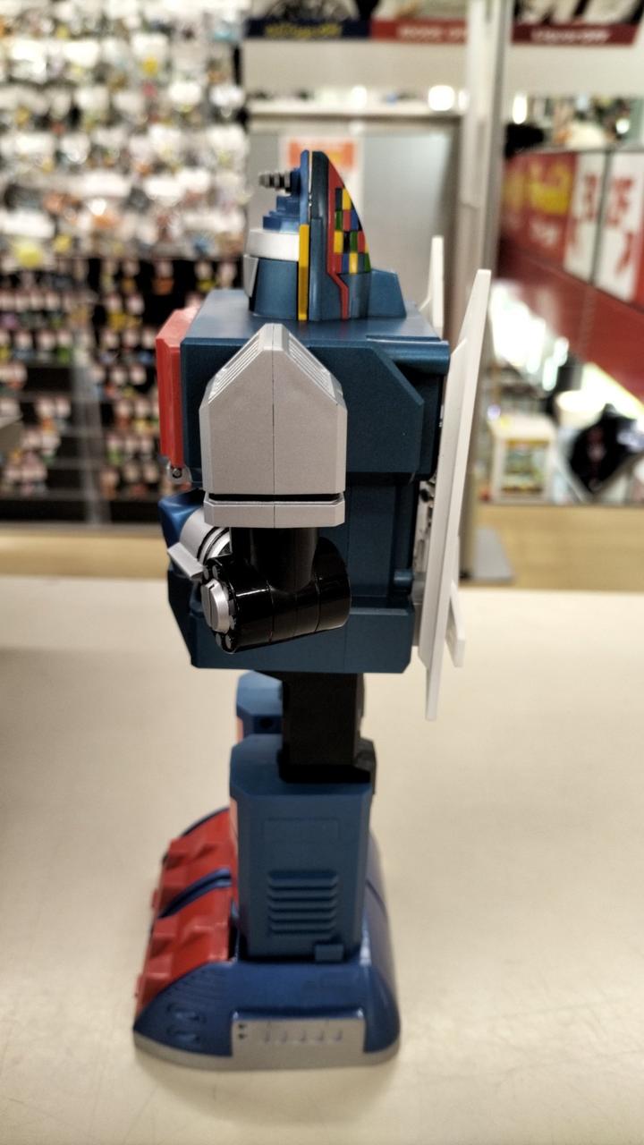 BANDAI Chogokin Ultra-Extreme Automatic Transformation Daitetsujin 17 Does not transform.