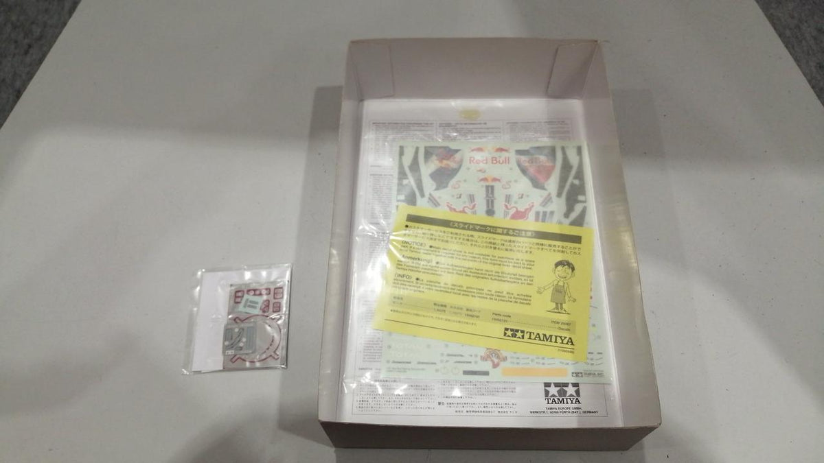TAMIYA RED BULL RACING RENAULT RB6 1 / Grand Prix Collection NO.67 - Banzai Thrifting | BanzaiHobby