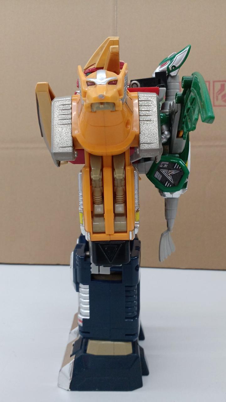 Bandai DX Chogokin Gingai-Oh Seijuu Sentai Gingaman