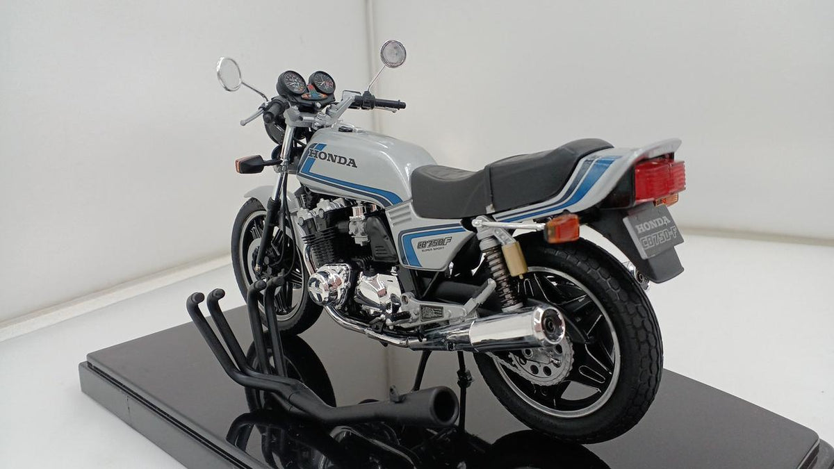 unclear Pre-painted finished HONDA CB750F - Banzai Thrifting | BanzaiHobby