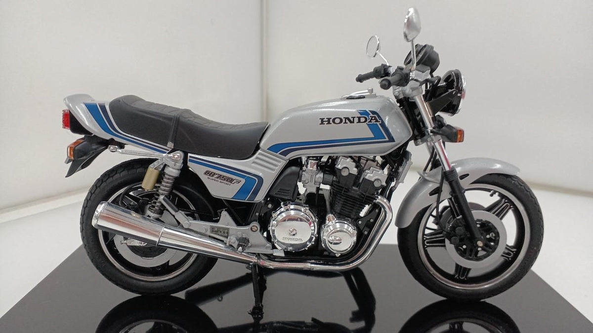 unclear Pre-painted finished HONDA CB750F - Banzai Thrifting | BanzaiHobby