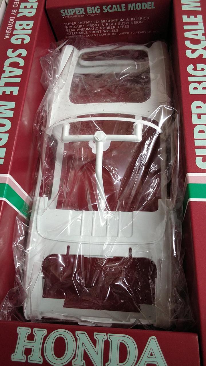 DOYUSHA THE1966HONDA S800 1/12 IDENTICAL SCALE Model Year Showa 41 - Banzai Thrifting | BanzaiHobby