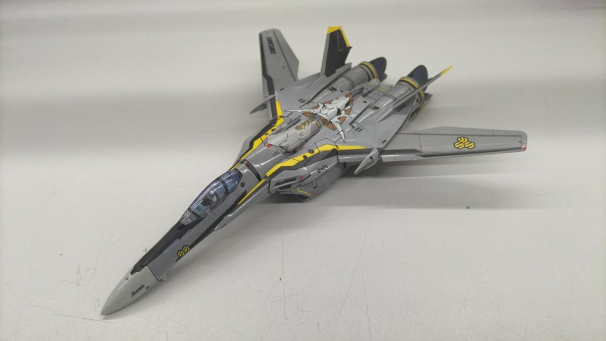 [JUNK] BANDAI DX Chogokin GF-47 VF-25S Armored Messiah Valkyrie Oz