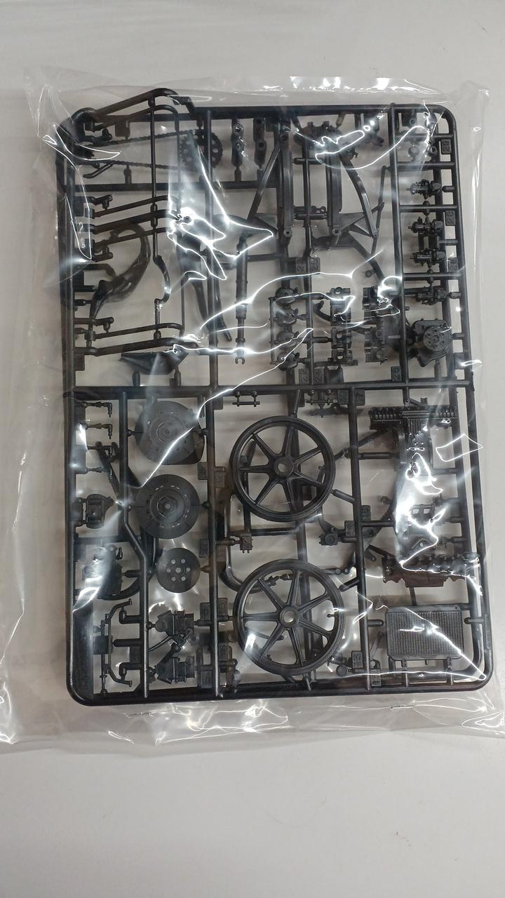 TAMIYA 1/12 Motorcycle Series NO.102 Acai Yamaha YZR500 - Banzai Thrifting | BanzaiHobby