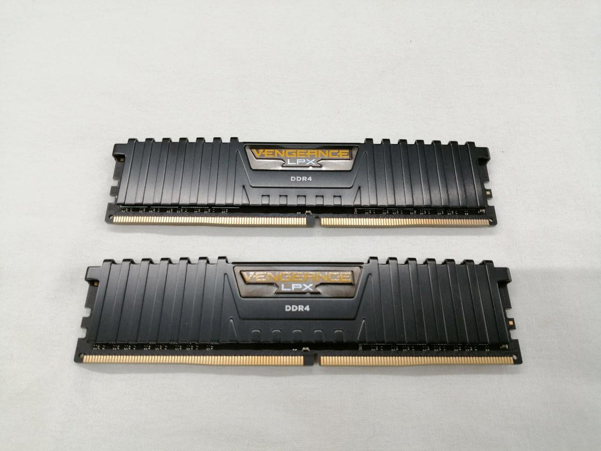 VENGEANCE Memory CMK16GX4M2A2666C16