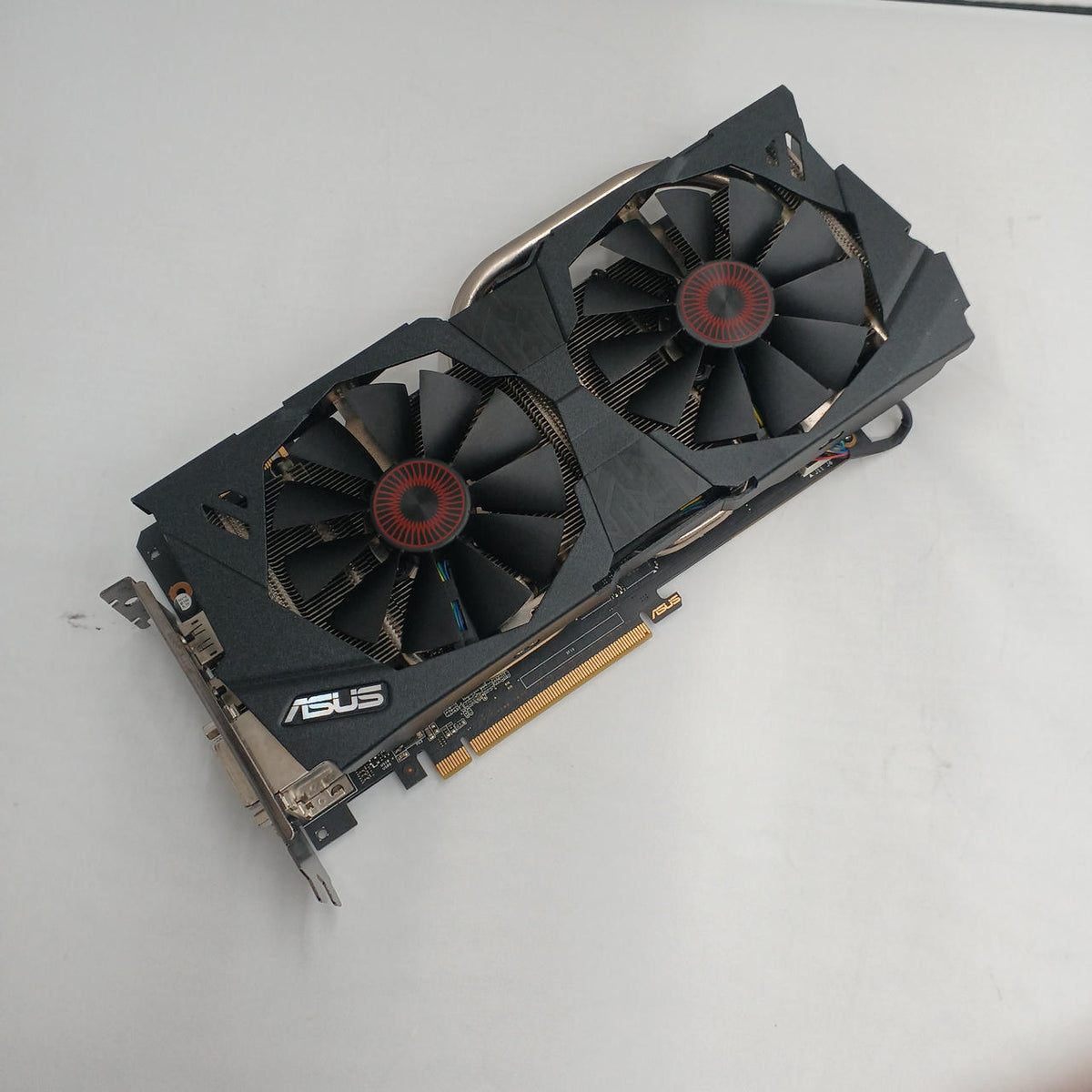 ASUS Graphics Board: STRIX GTX970 DC20C 4GD5