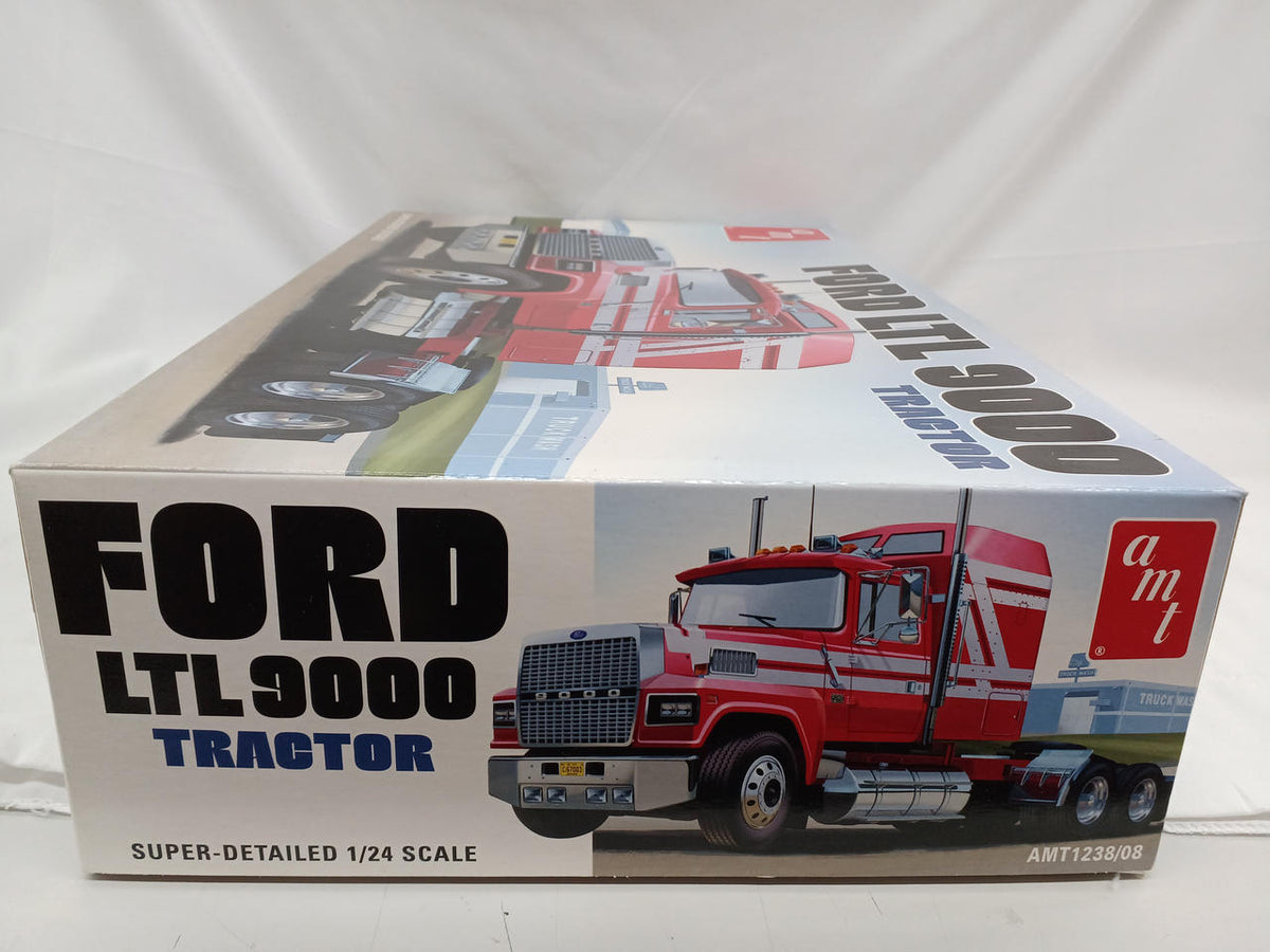 AMT/PLATZ FORD LTL 9000 TRACTOR AMT1238 - Banzai Thrifting | BanzaiHobby