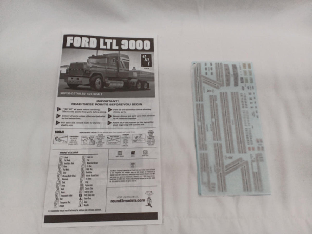 AMT/PLATZ FORD LTL 9000 TRACTOR AMT1238 - Banzai Thrifting | BanzaiHobby