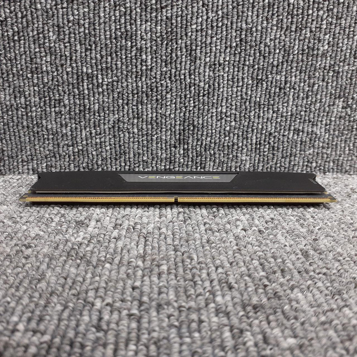 CORSAIR Memory CMK32GX5M2B5600C36