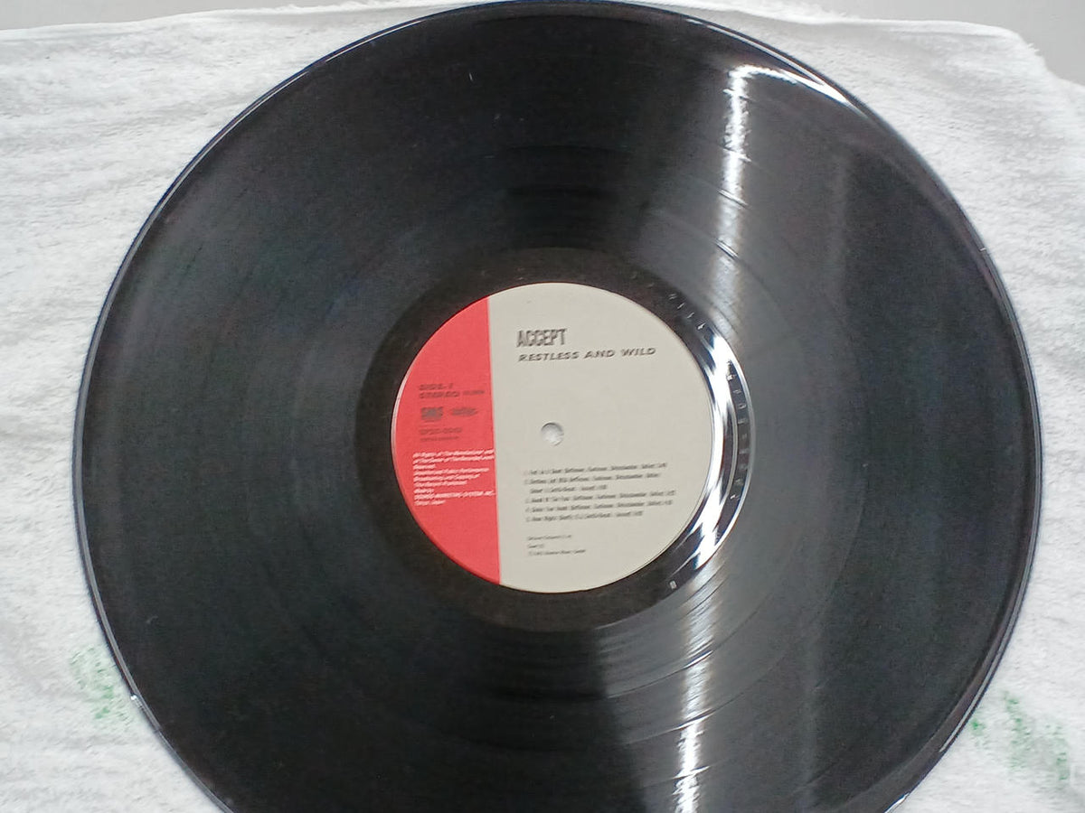 RESTLESS AND WILD Restless & Wild SP25-5049