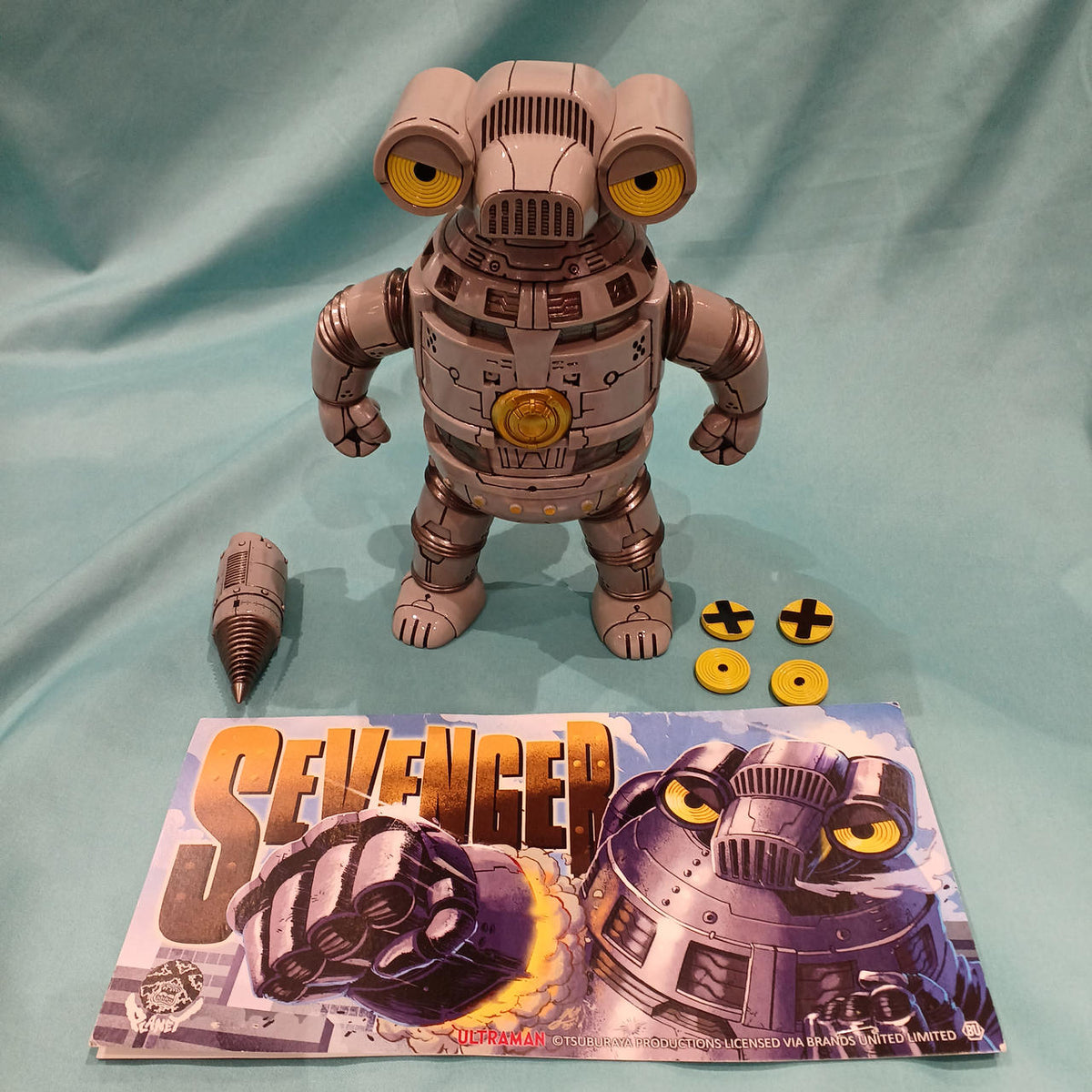 PLANET-X Sofubi Collection Sevengar (Gray Molding)