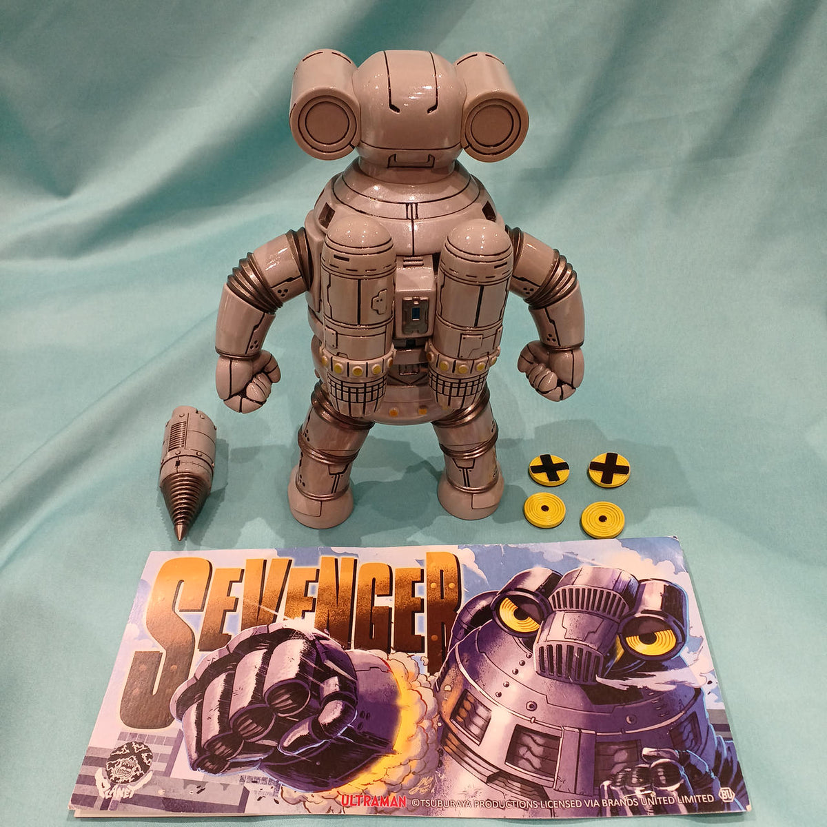 PLANET-X Sofubi Collection Sevengar (Gray Molding)