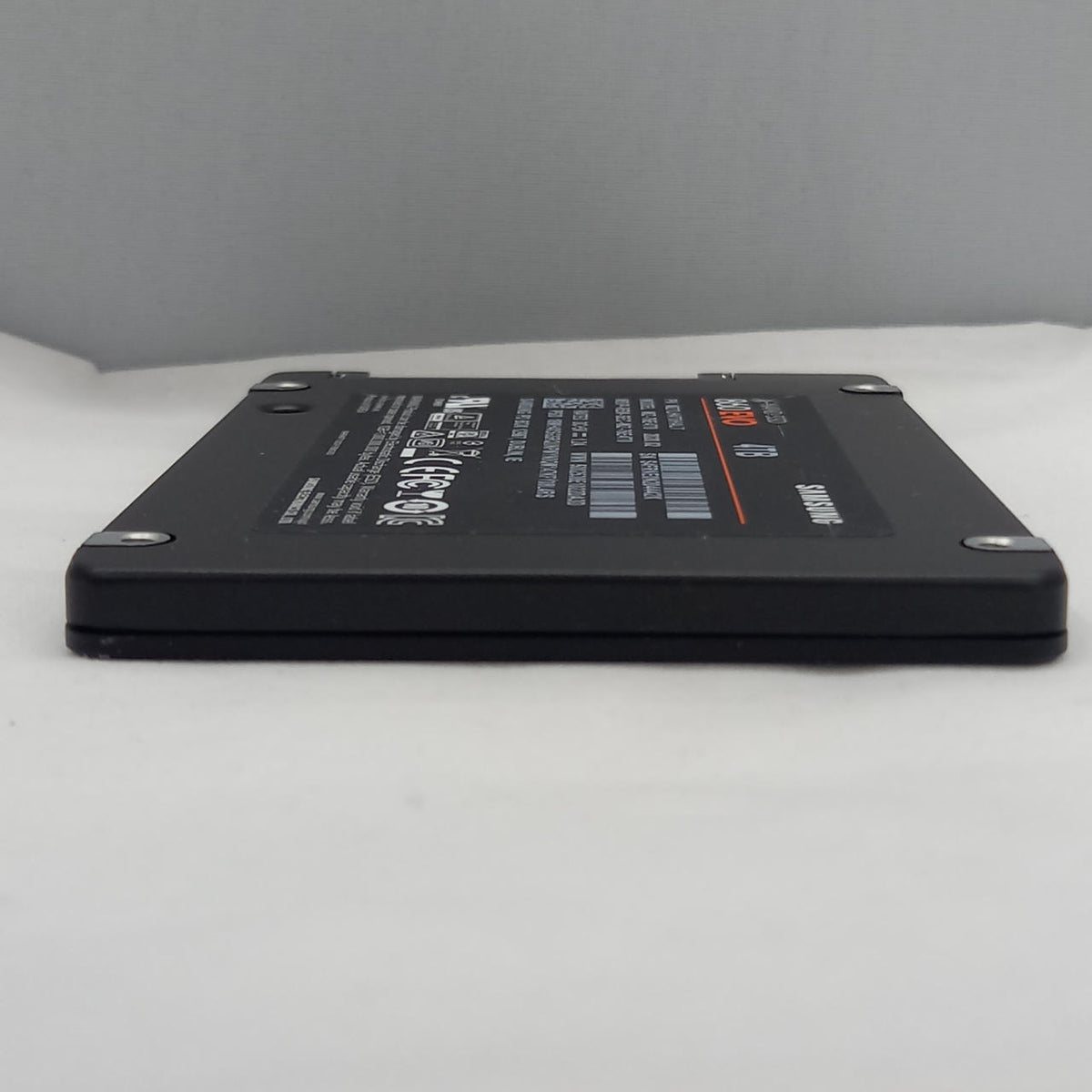 SAMSUNG SSD 4TB MZ-76E4T0