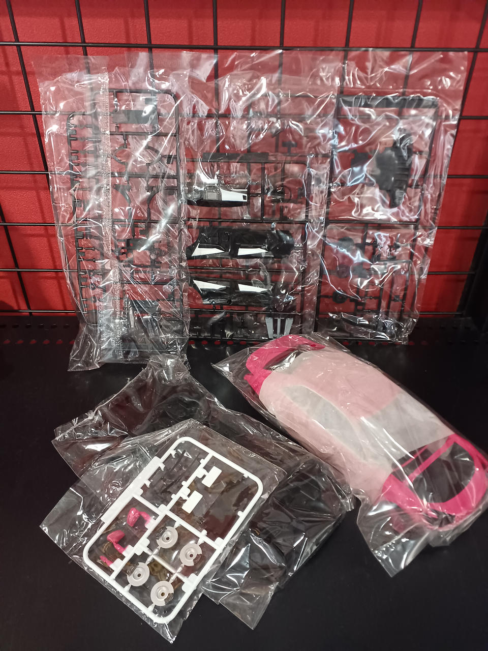 AOSHIMA 1/24 AWS210 CROWN　ATHLETE - Banzai Thrifting | BanzaiHobby