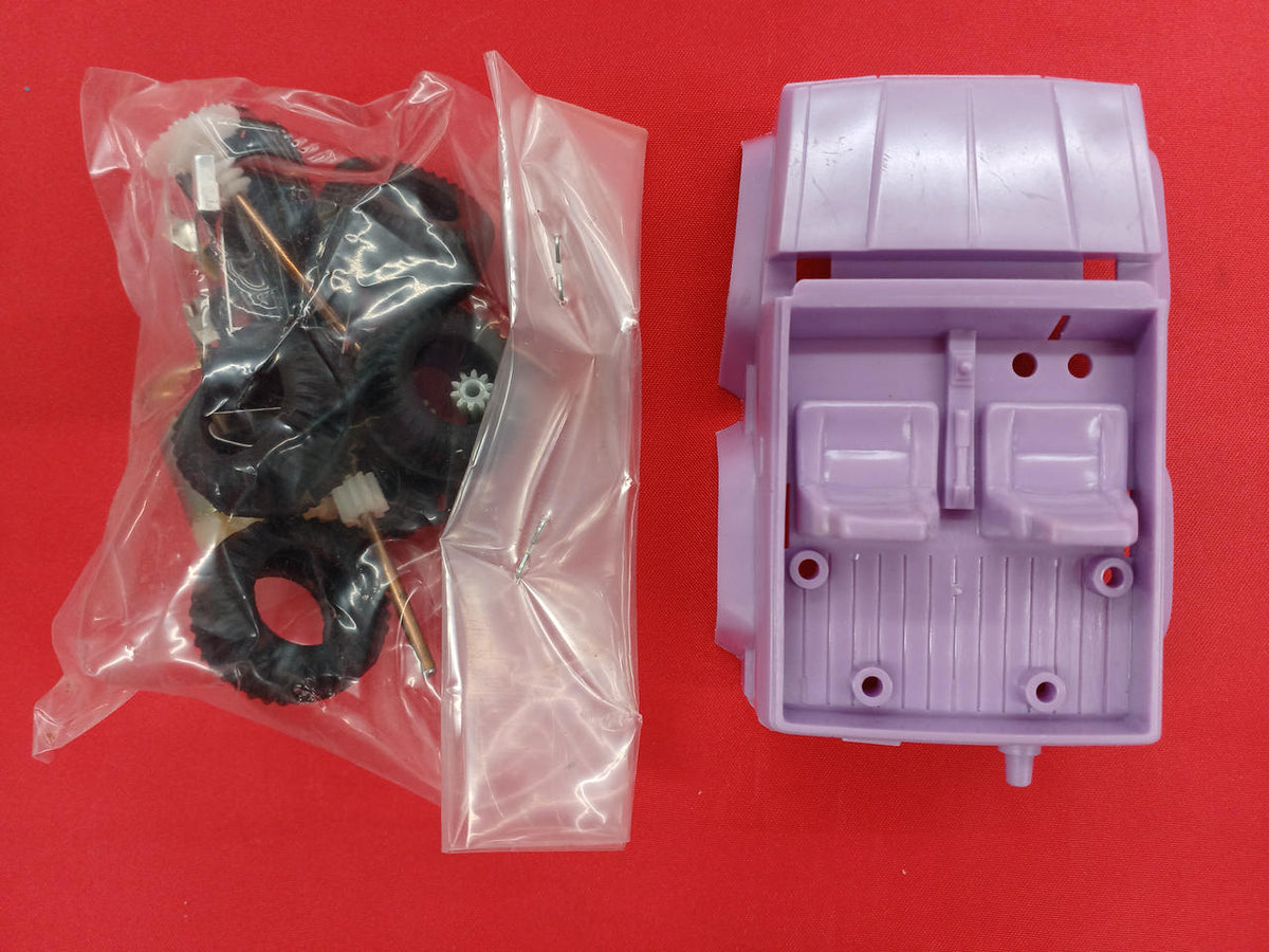 Arii Mitsubishi Pajero A409 - Banzai Thrifting | BanzaiHobby