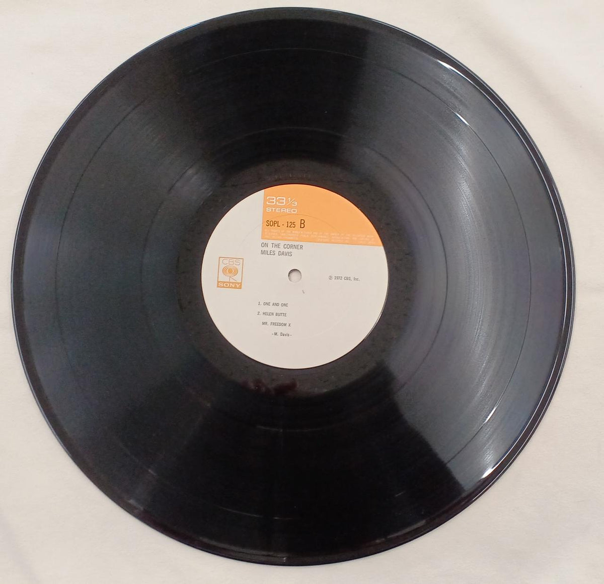 SONY Record ON THE CORNER