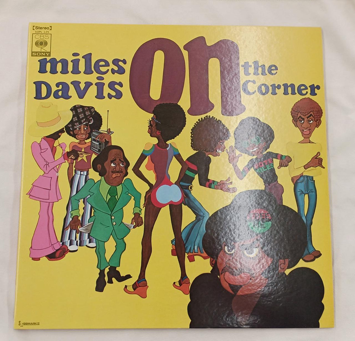 SONY Record ON THE CORNER