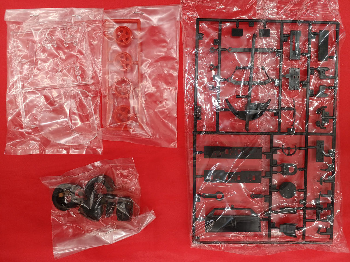 Bandai Lancia Stratos Turbo 38103 - Banzai Thrifting | BanzaiHobby