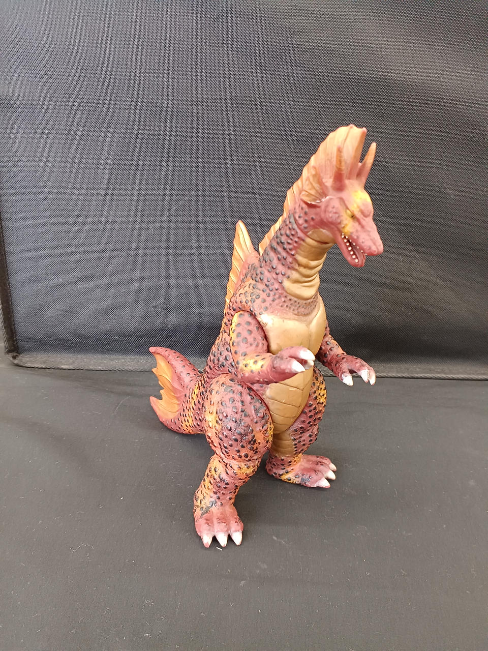 BANDAI Sofubi Titanosaurus