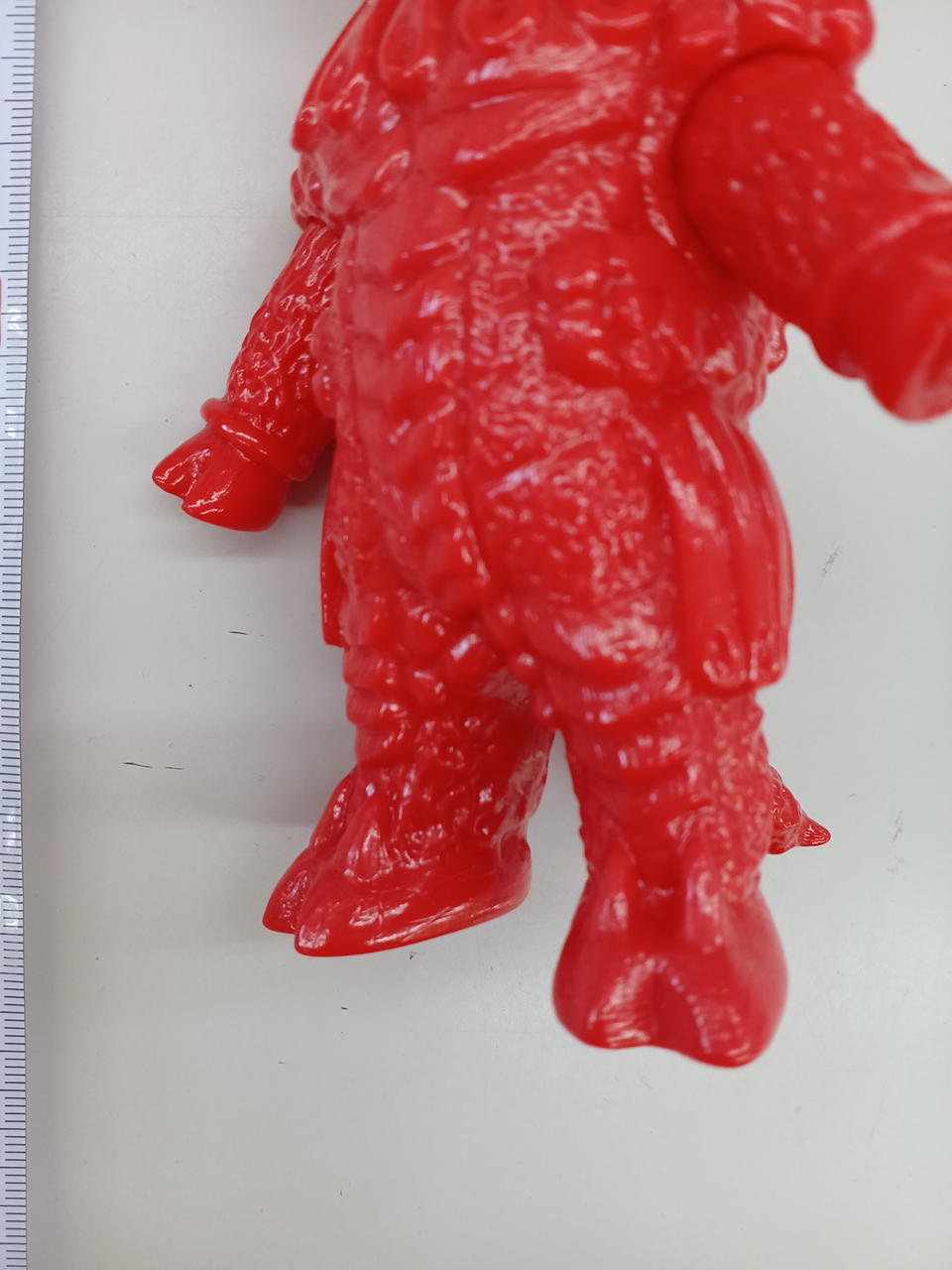 Bear Model Robot Soft Vinyl Figure Kaura Red