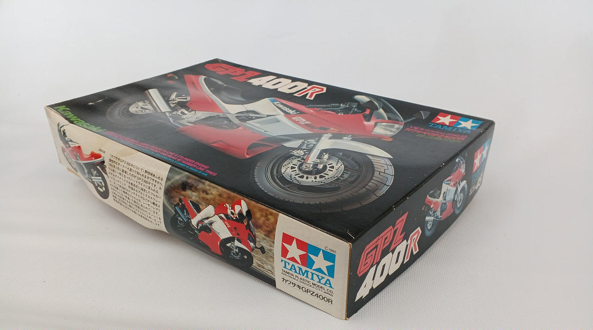 TAMIYA 1/12 Kawasaki GPZ400R 1445
