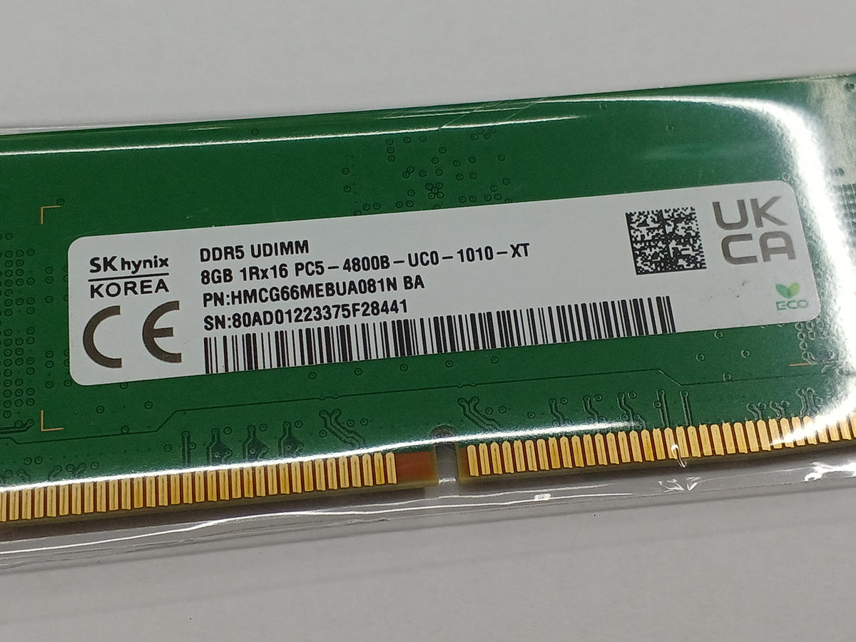 SK HYNIX HMCG66MEBUA081N One 8GB DDR5/8GB