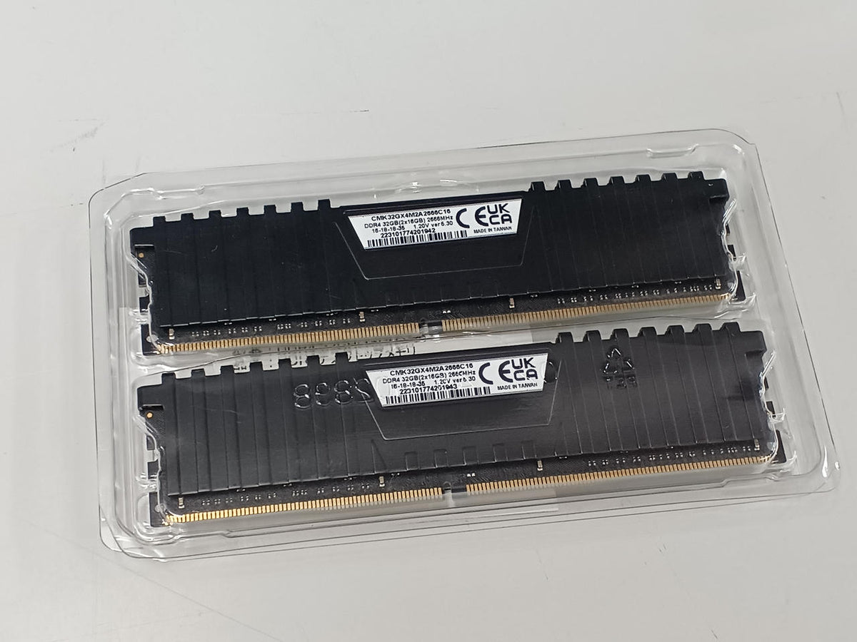 CORSAIR DDR4 Desktop Memory DDR4 32GB (16GB×2)
