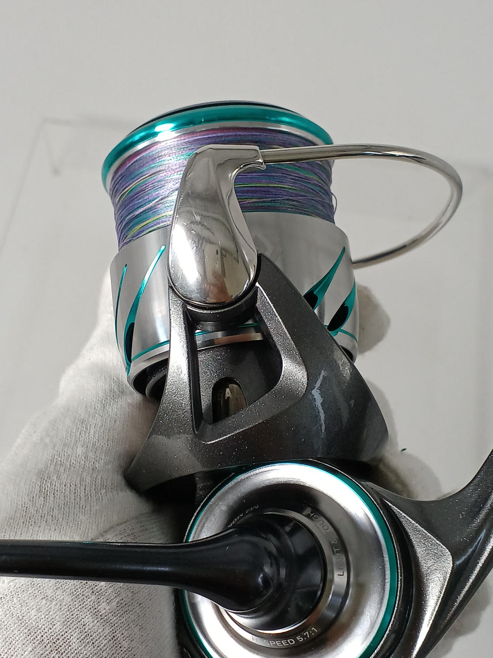 DAIWA Spinning Reel 25 Emeraldas AIR PC LT2500-H – BanzaiHobby
