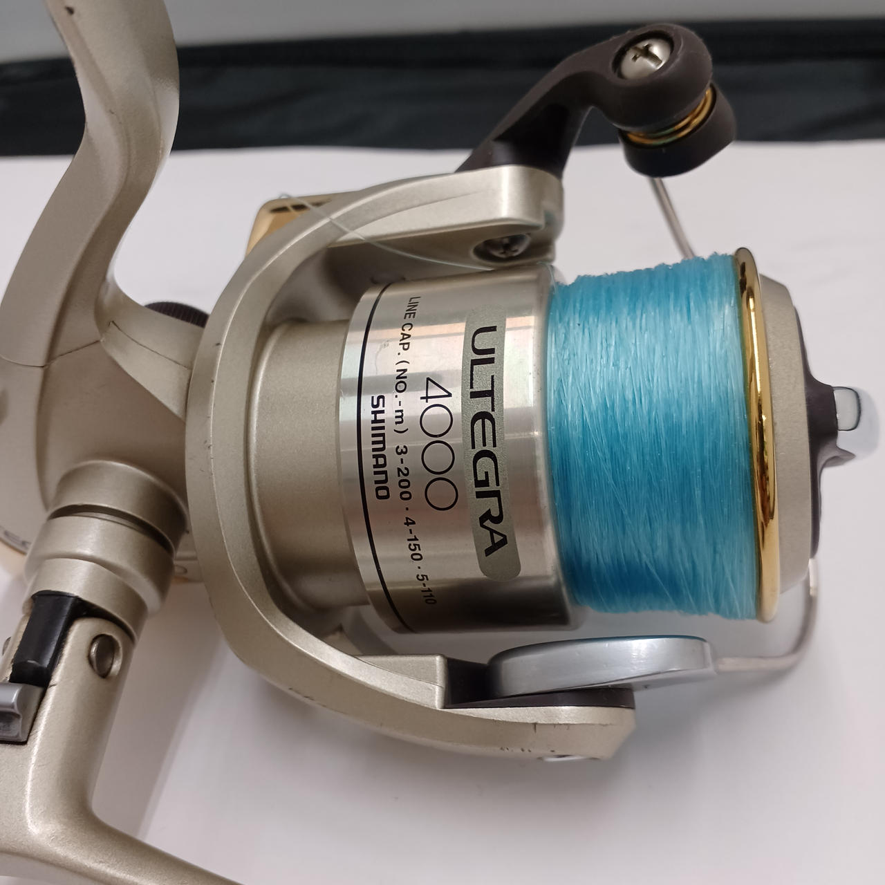 SHIMANO ULTEGRA 4000 Spinning Reel