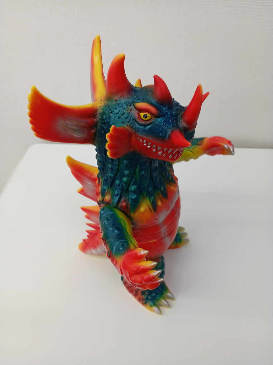 Marmit Soft Vinyl Red Jack