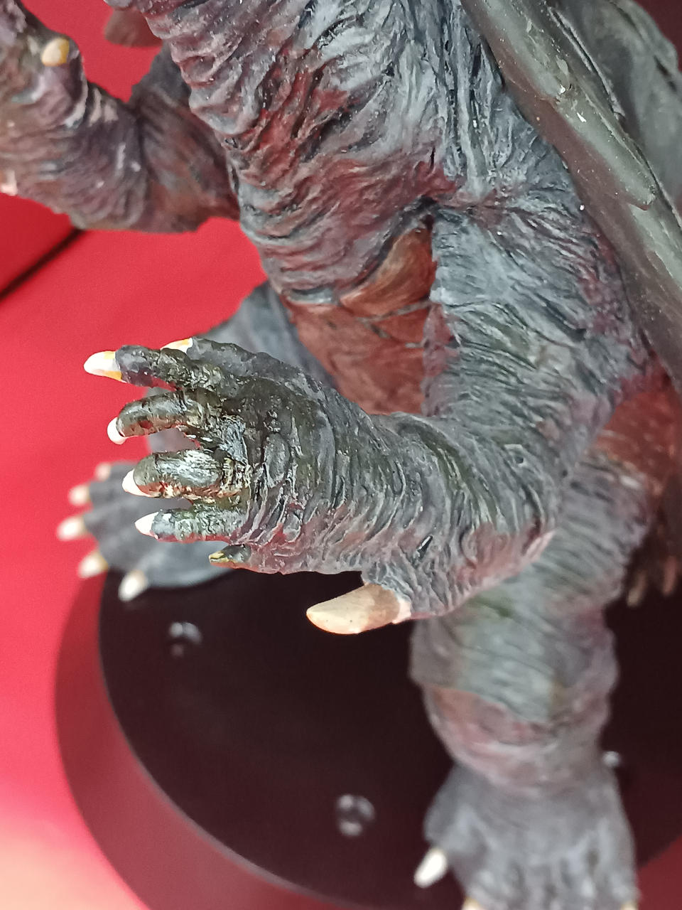 Sculpting Workshop PAO Iris Gamera 1999 Fully Painted Resin Kit - Banzai Thrifting | BanzaiHobby