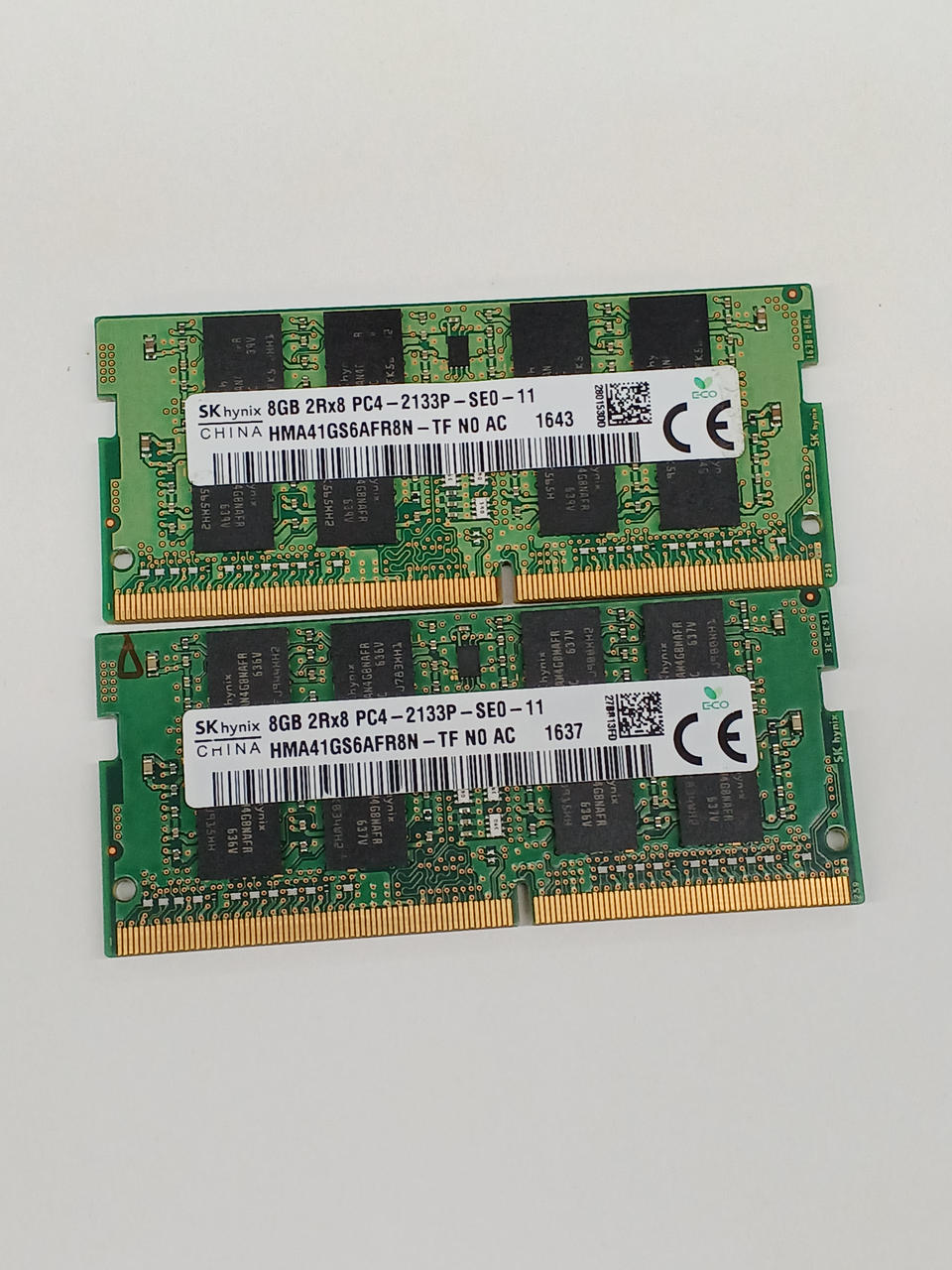 SK HYNIX Laptop PC Memory PC4-17000 8GB 2-Pack HMA41GS6AFR8N