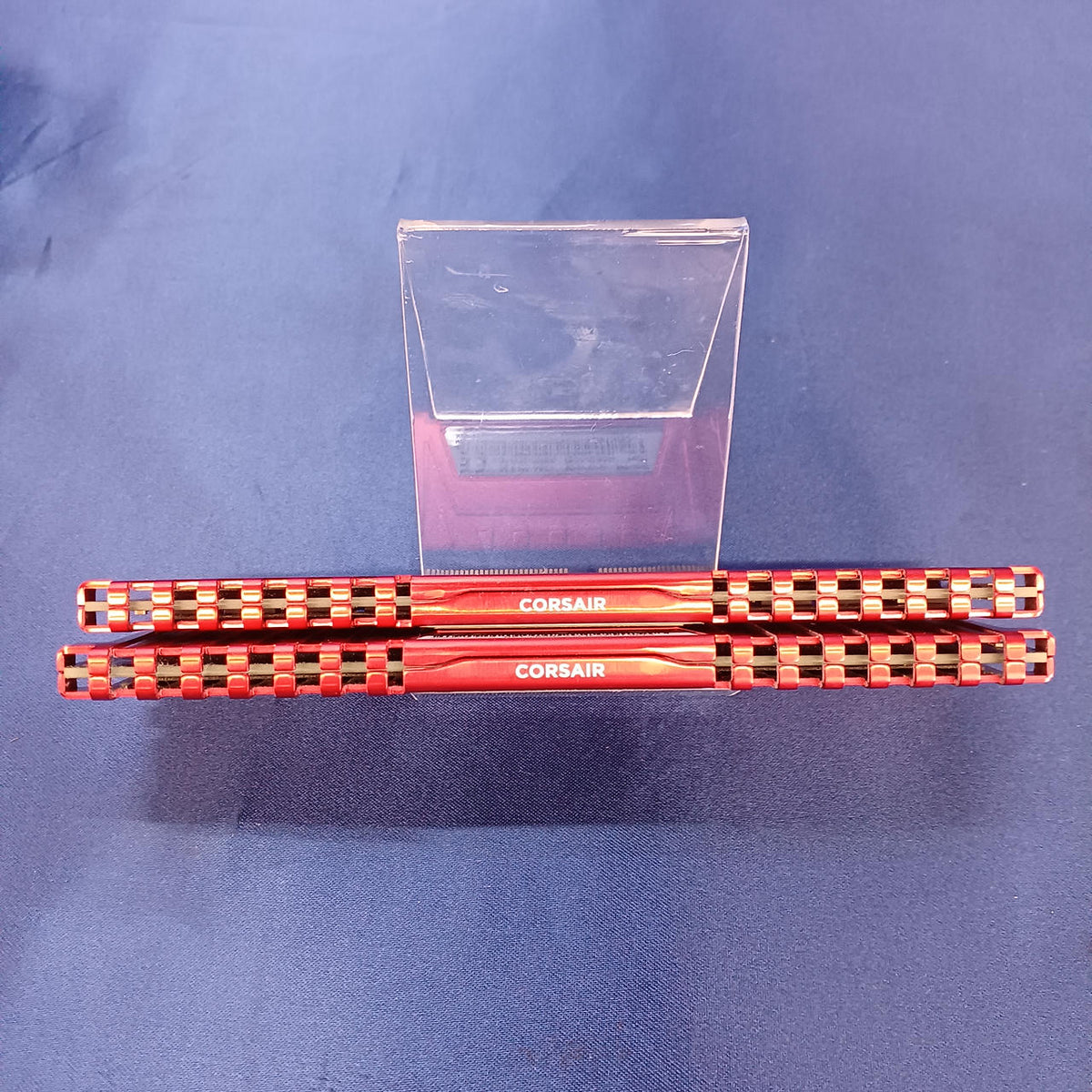 CORSAIR Memory CMK16GX4M2A2666C16R