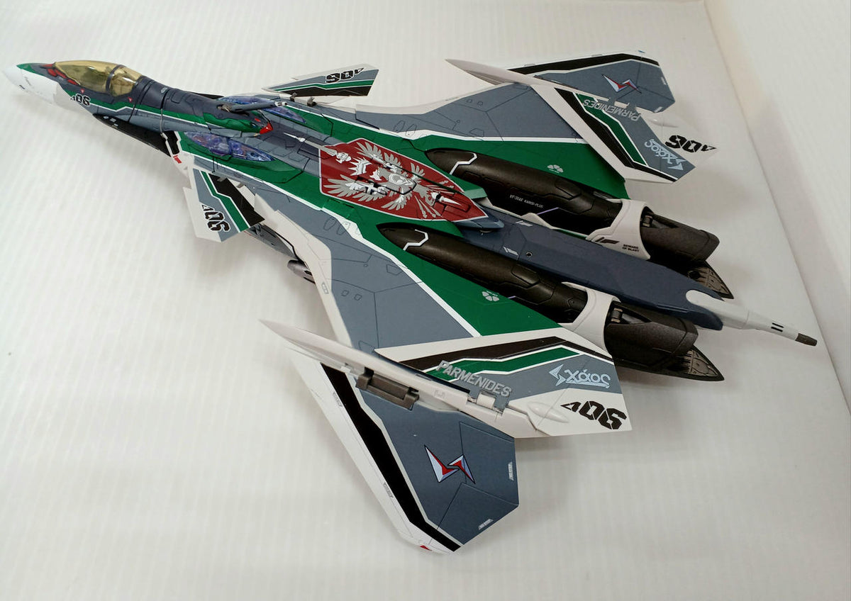 BANDAI DX Chogokin VF-31AX Kairos Plus (Borg Confurt Aircraft)