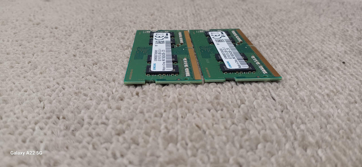 SAMSUNG Laptop Memory M471A5244CB0-CTD