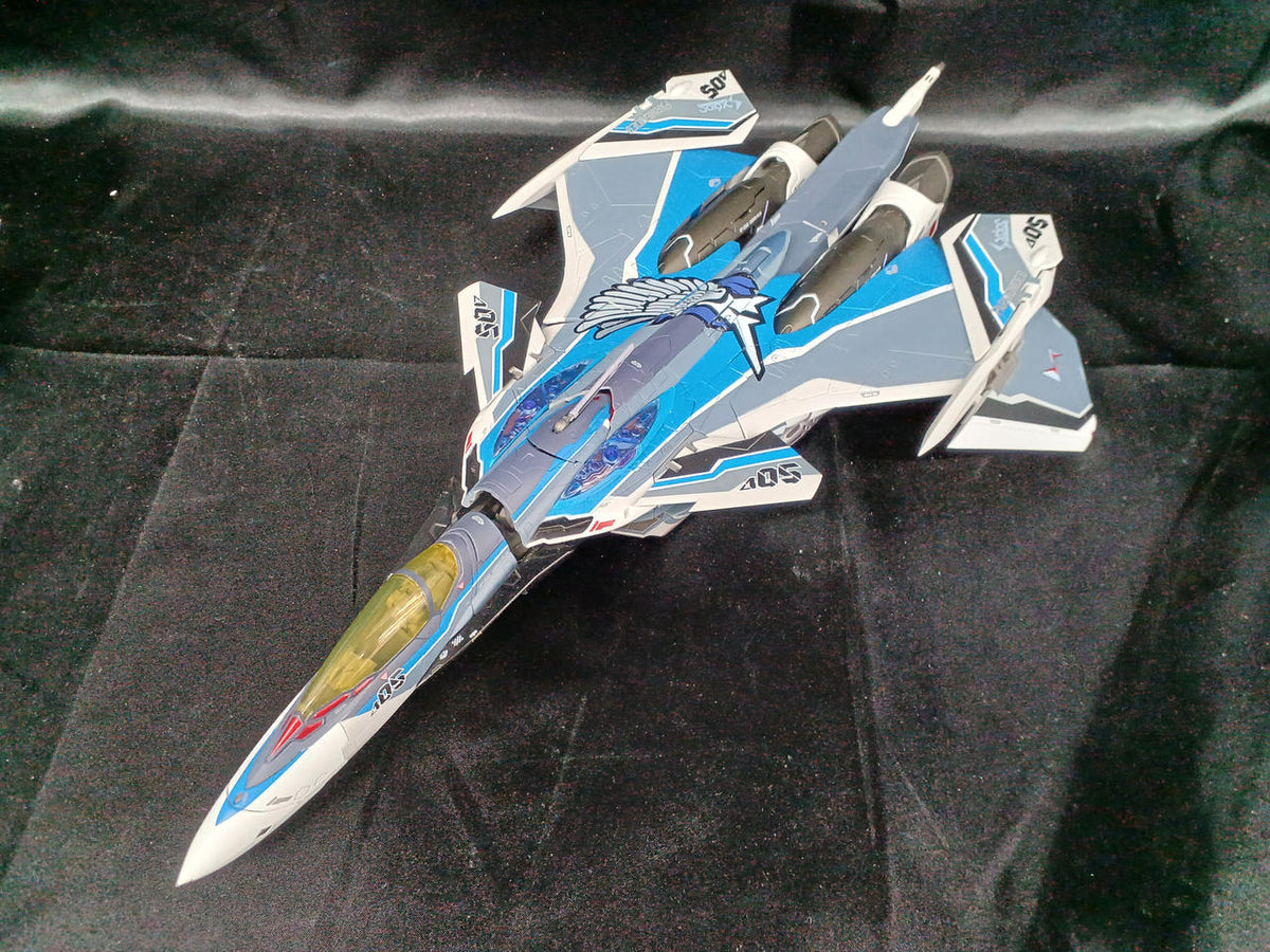 BANDAI DX Chogokin Macross Δ VF-31AX Kairos Plus (First Press Limited Edition)