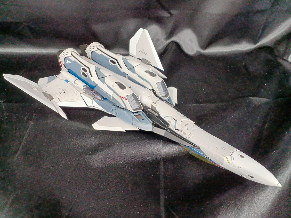 BANDAI DX Chogokin Macross Δ VF-31AX Kairos Plus (First Press Limited Edition)