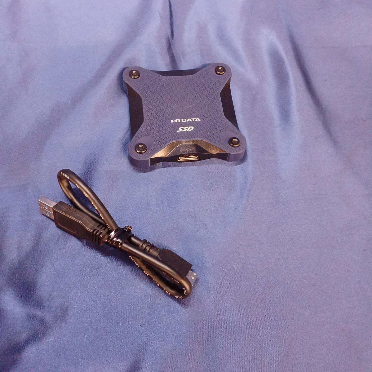 I・O DATA Portable SSD SSPH-UT960K/E