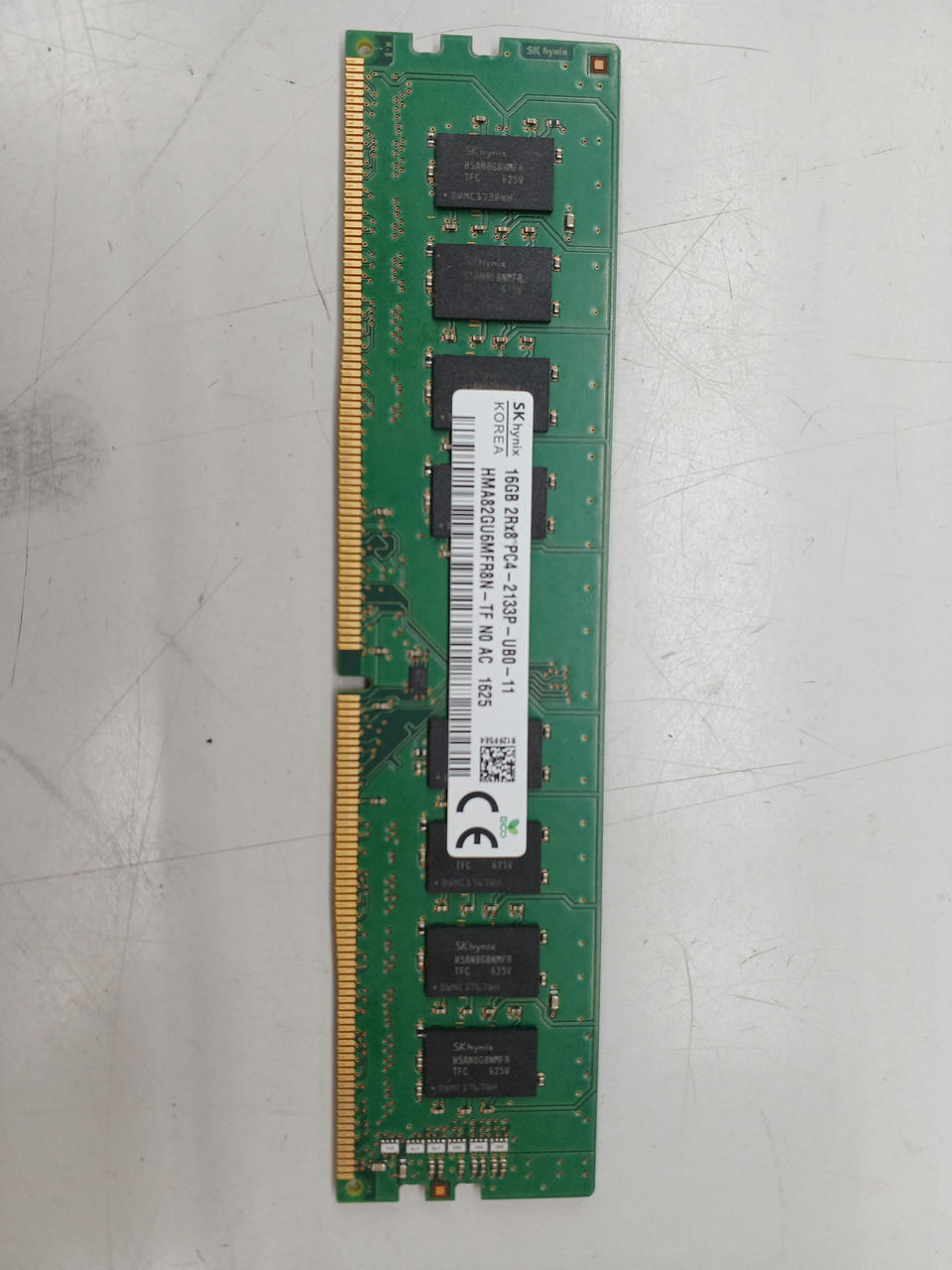 SK HYNIX PC Memory PC4-2133P (HMA82GU6MFR8N)