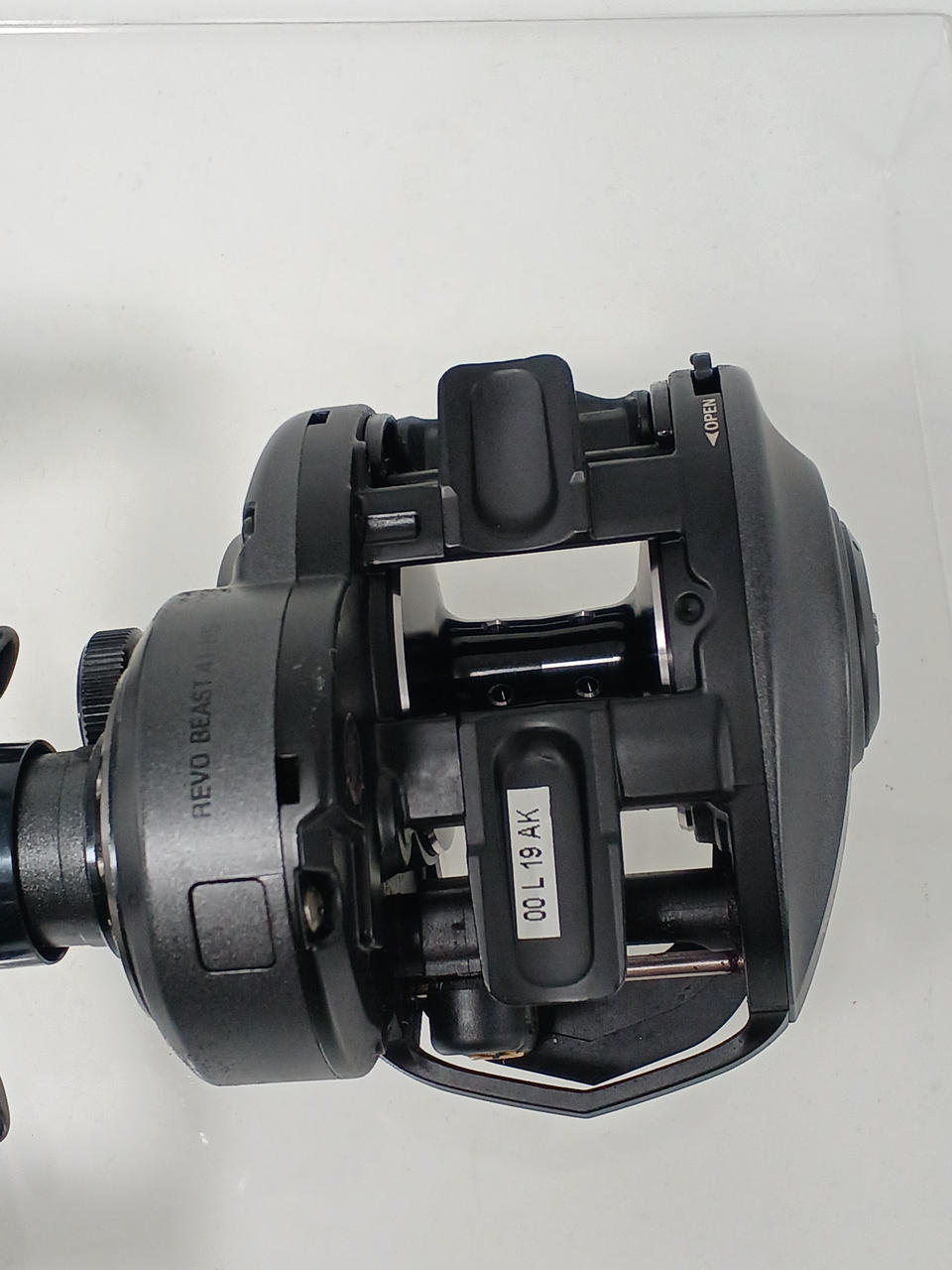 ABUGARCIA Baitcasting Reel REVO BEAST 41-HS-L