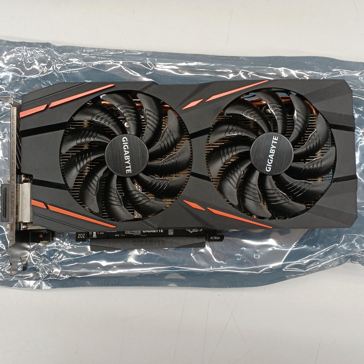 GIGABYTE Graphics Board: GV-RX570GAMING-4GD