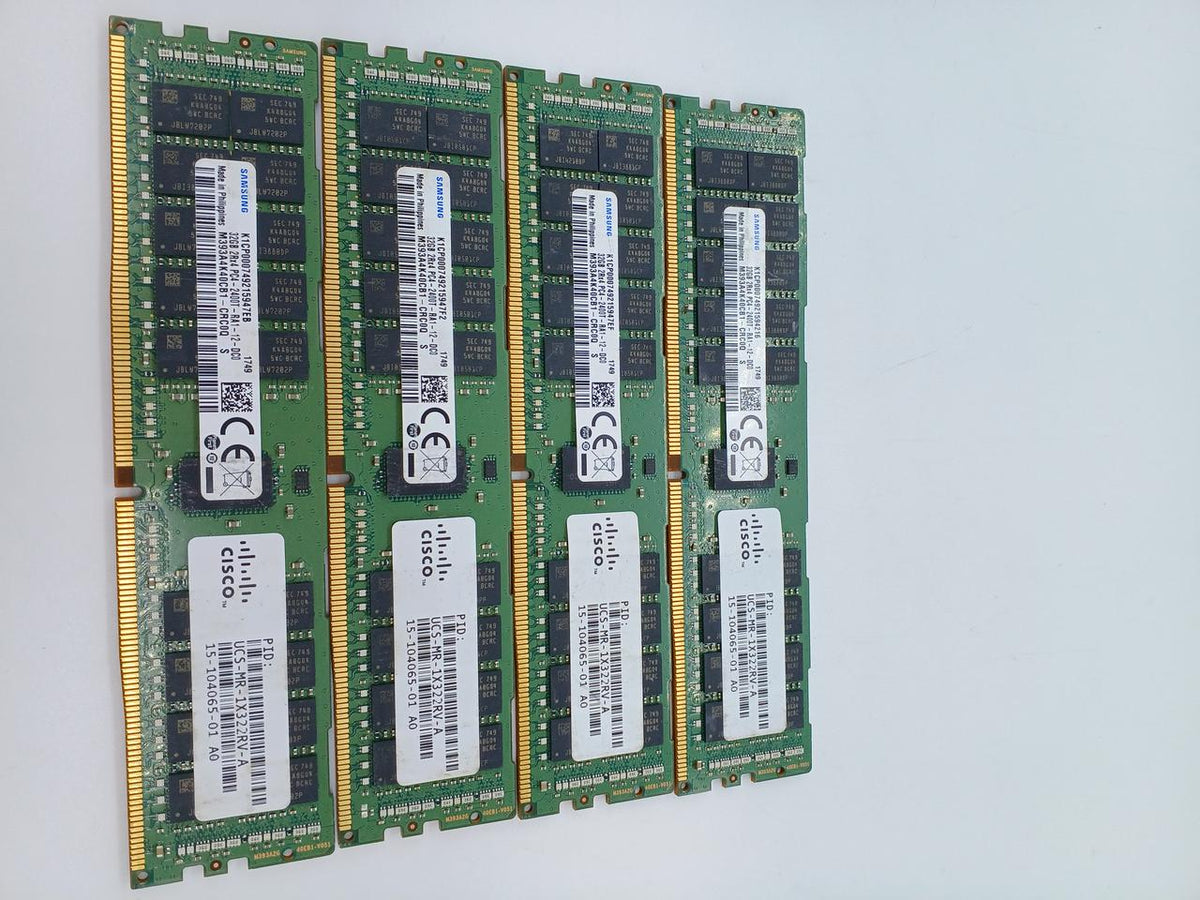 SAMSUNG Server Memory: 32GB × 4 Discs M393A4K40CB1-CRC0Q