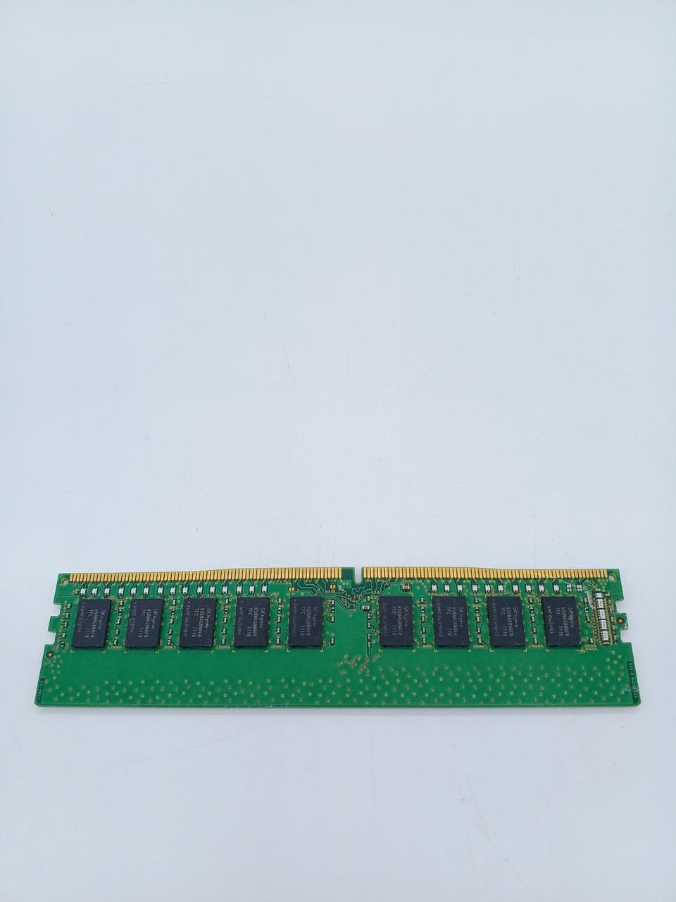 SK HYNIX Server Memory: 1 × 8GB HMA41GU7AFR8N-TF T0 AA
