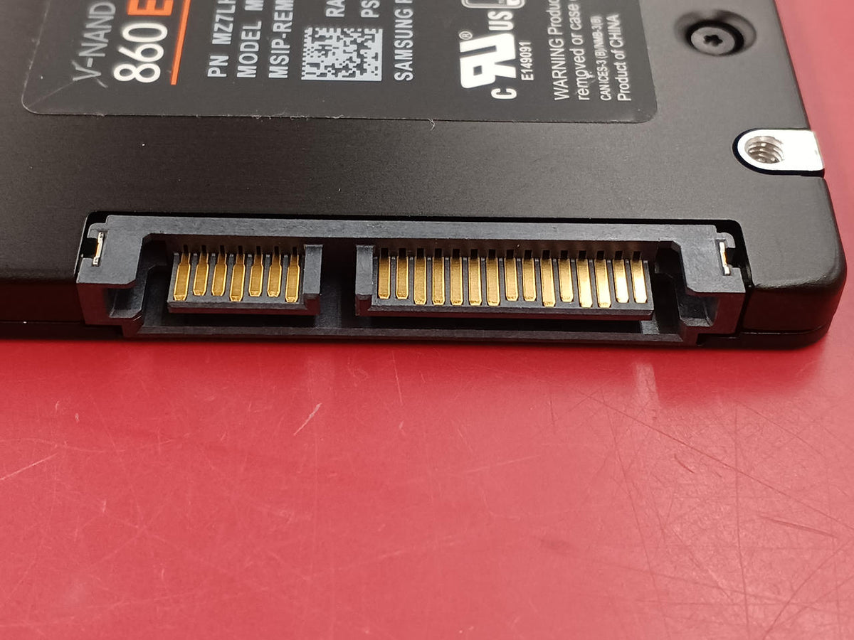 SAMSUNG SSD MZ-76E1T0