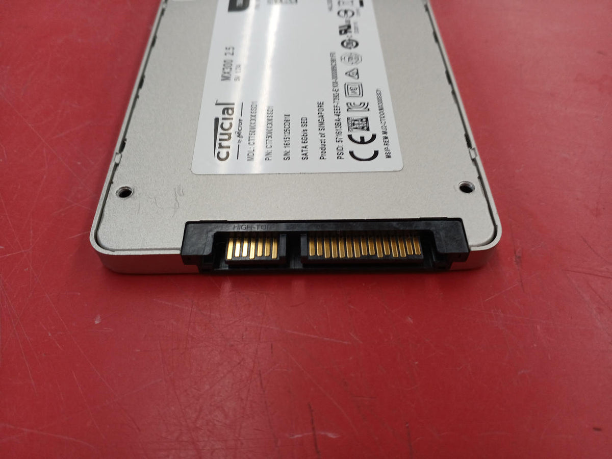 CRUCIAL SSD CT750MX300SSD1