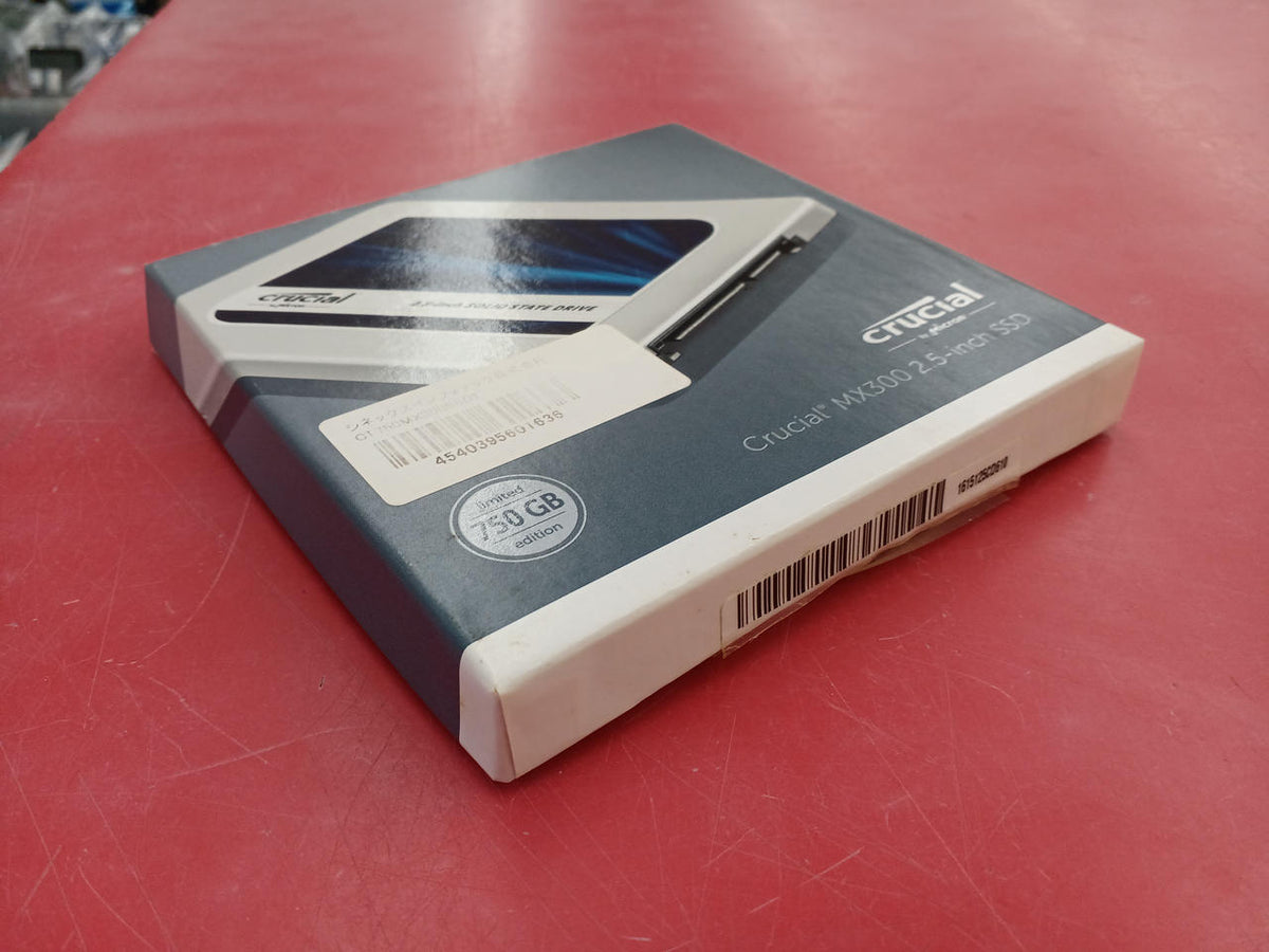 CRUCIAL SSD CT750MX300SSD1