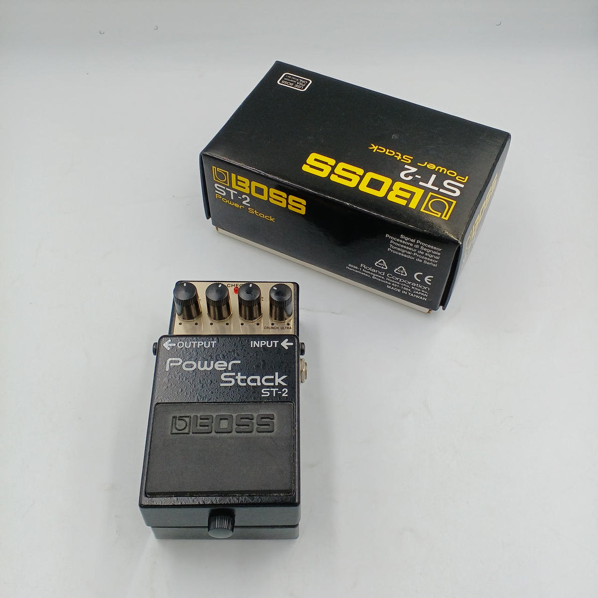BOSS Effects pedal ST-2