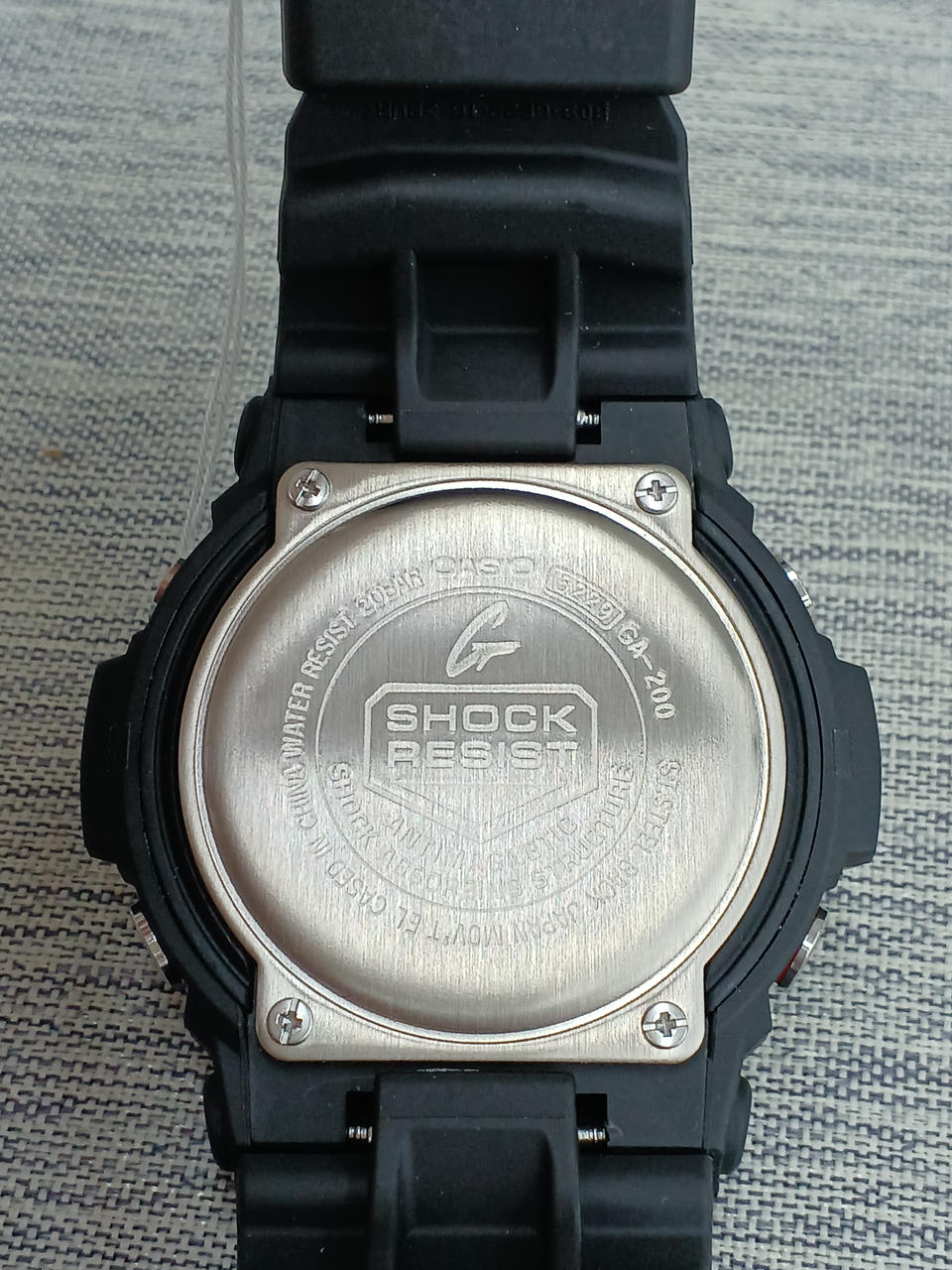 CASIO G-SHOCK GA-200