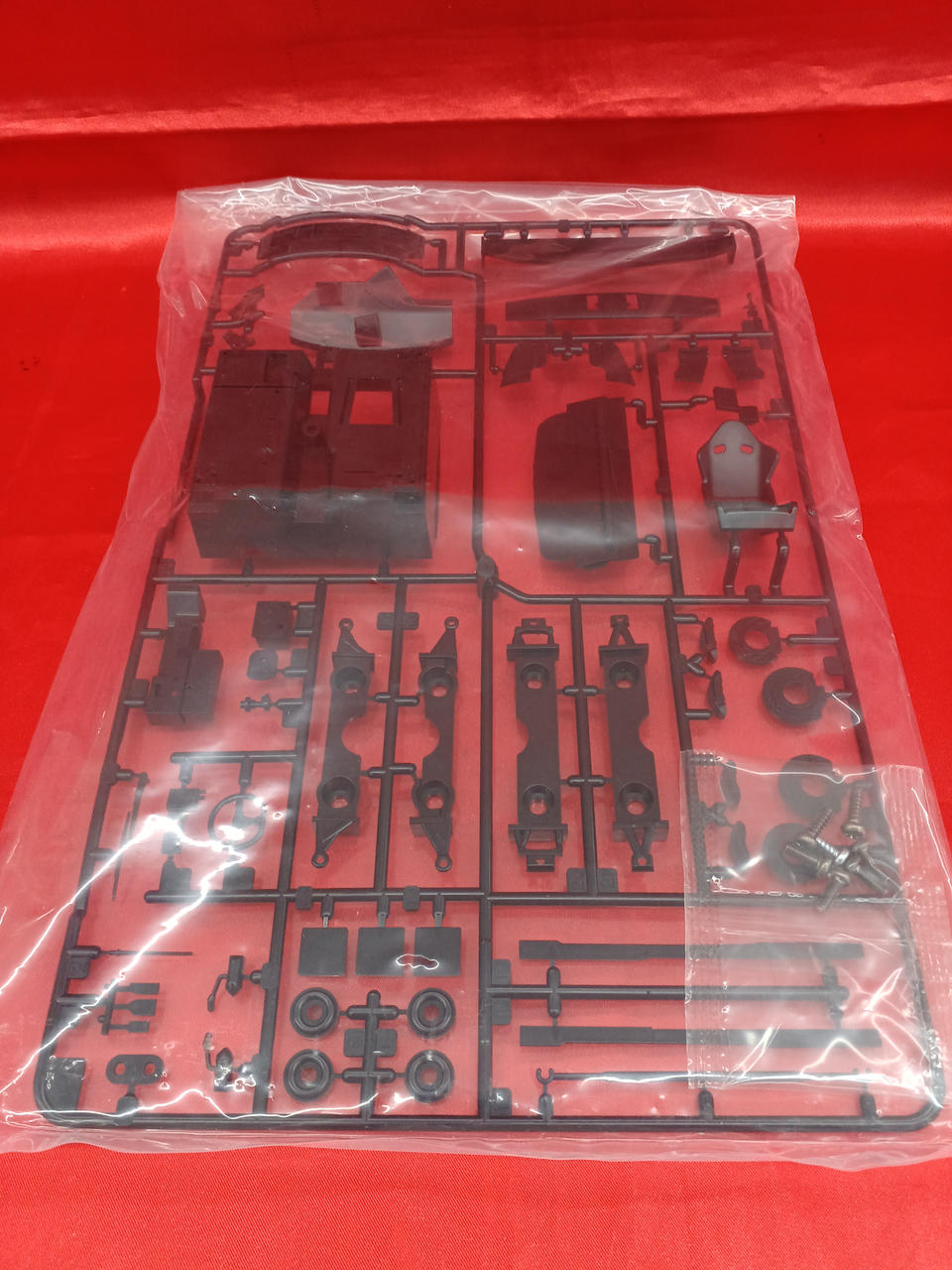 TAMIYA Calsonic IMPUL Z with etched parts 1/24 Sports Car Series 280 24280