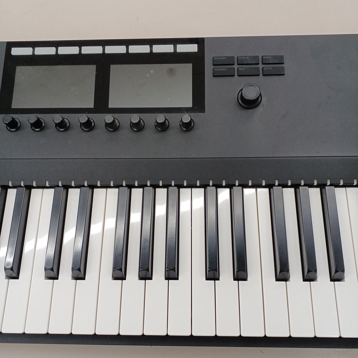 [JUNK] NATIVE INSTRUMENTS MIDI Keyboard KOMPLETE KONTROL S88 MK2
